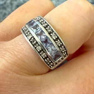 Sterling Silver, Tanzanite & Diamond Ring!